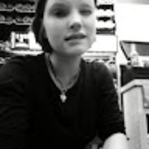 Meet your Posher, Hailey